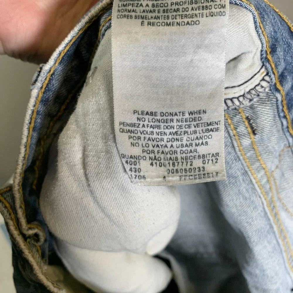 Vintage Levis 505 Jeans Mens 32x32 Blue Light Wash Regular Straight Distressed